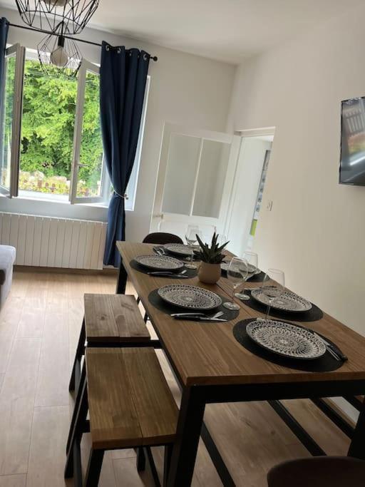 Apartamento Chez Melanie, Pres De L'Abbaye Jumièges Exterior foto